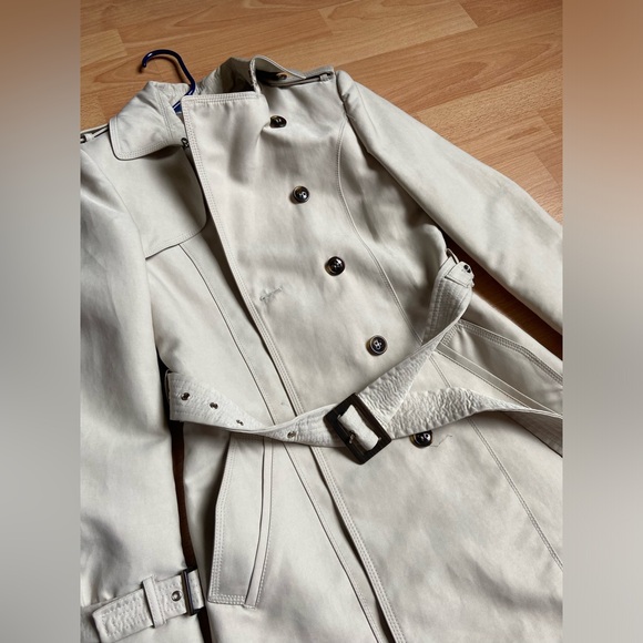 Zara women’s trench coat - Picture 6 of 8